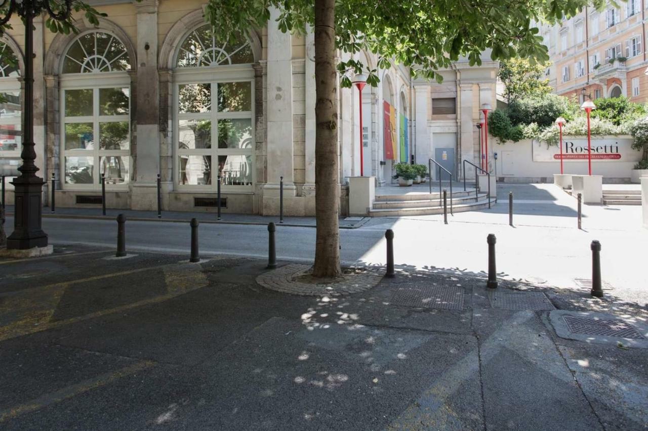 Centro Città Teatro Trieste Exterior foto
